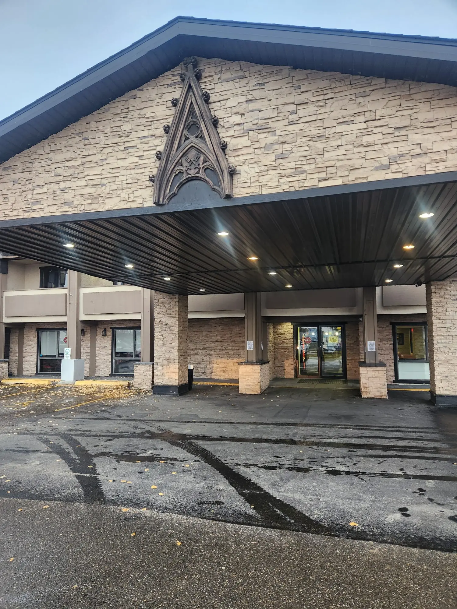 Super 8 by Wyndham Red Deer storefront, 7474 Gaetz Ave, Red Deer, AB, T4P 1X7